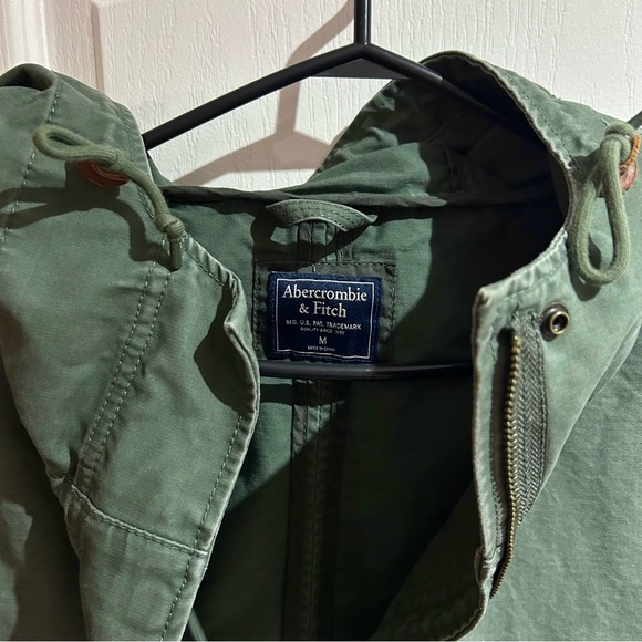 Abercrombie Fitch women hooded utility jacket size M - Picture 5 of 5